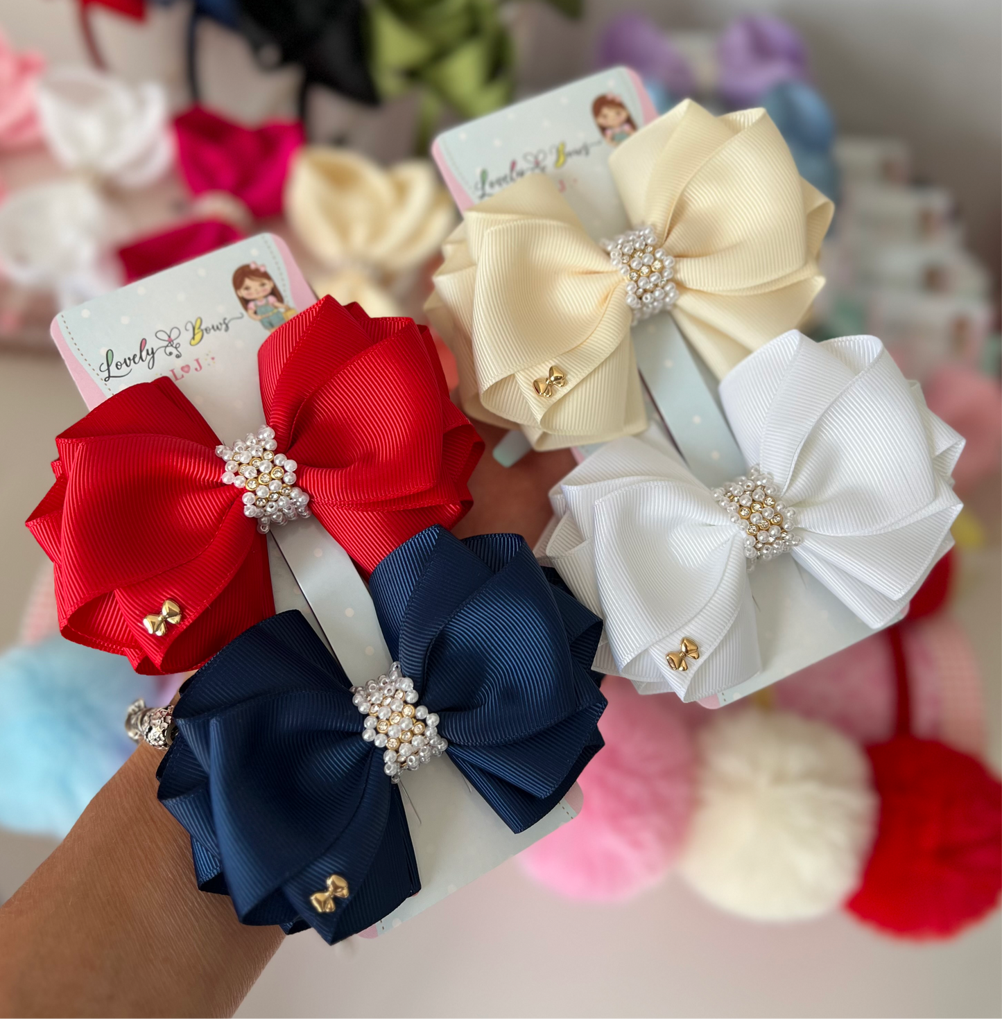 Claire special bow