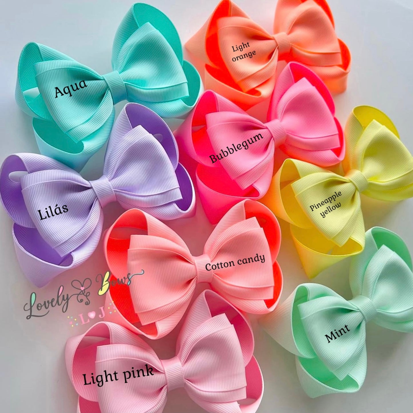 Classic hair bow