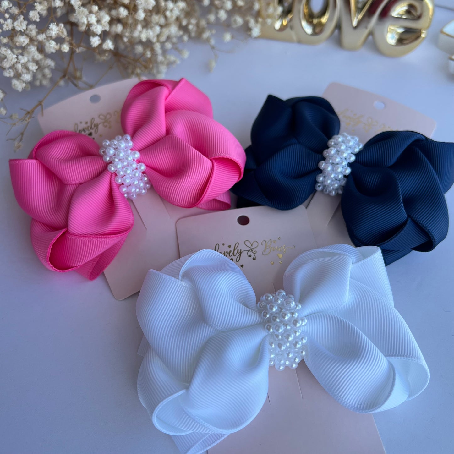 Bow love pearl