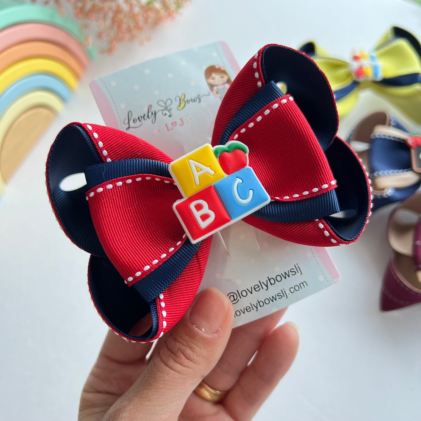 Hair bow school