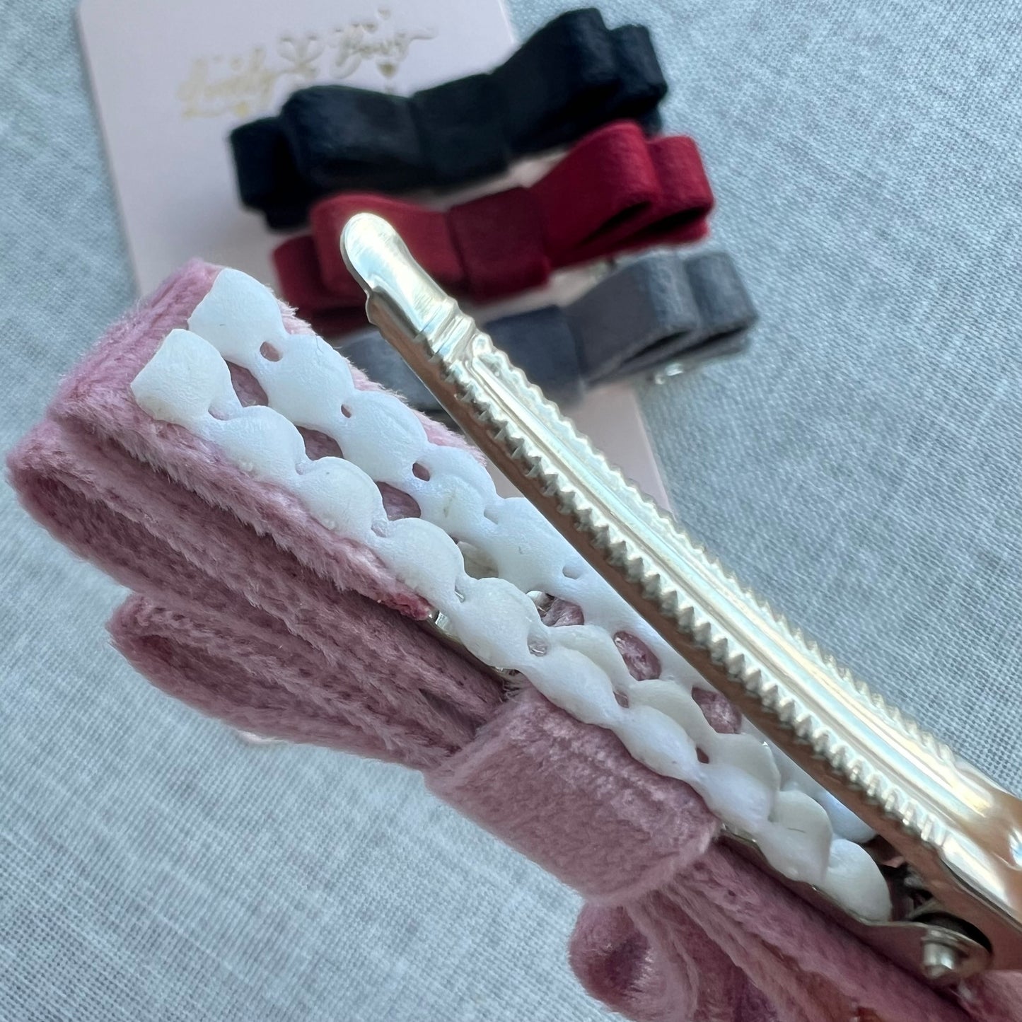 Set velvet hair clip