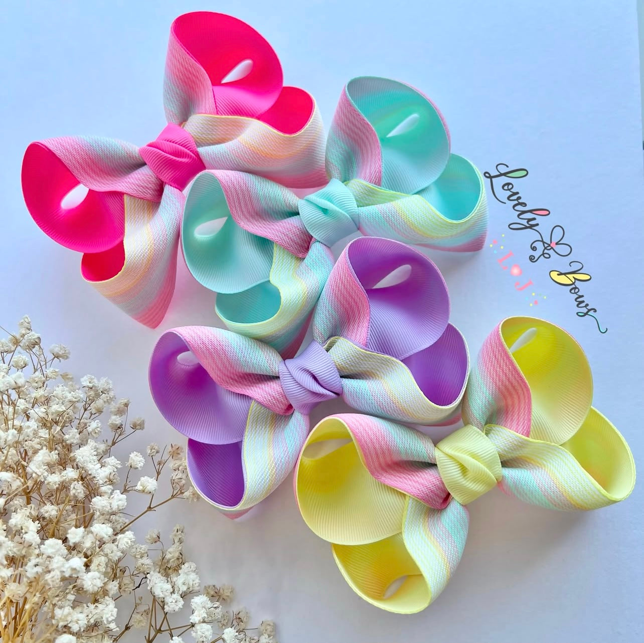 Pastel color bow