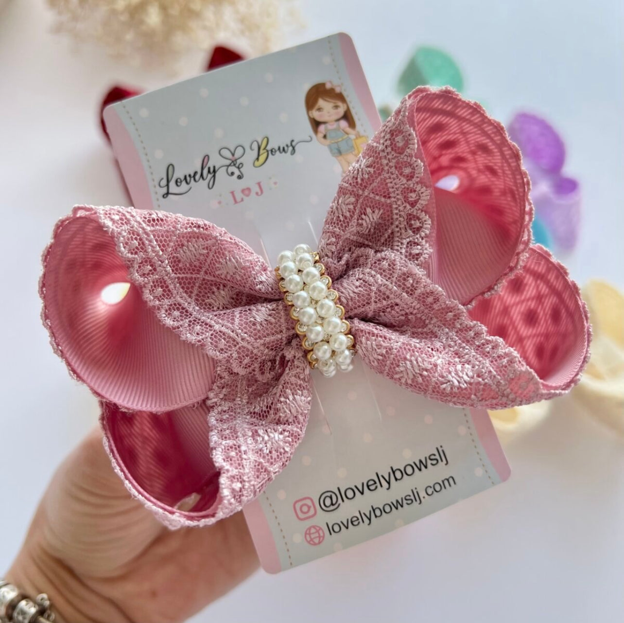 Valentina bows