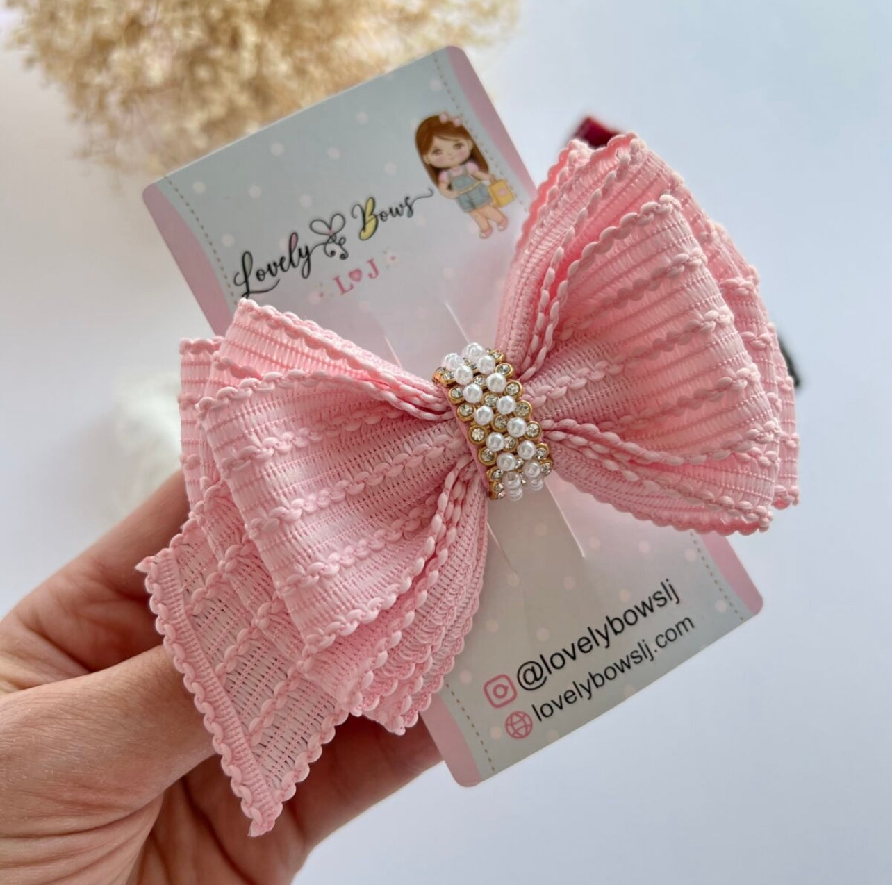 Sophia bow