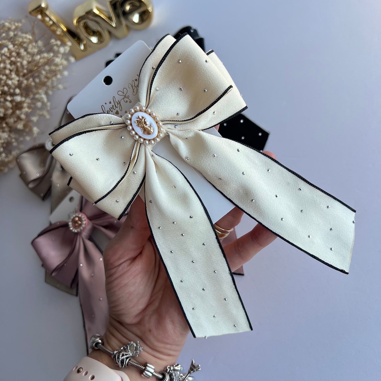 Fashion Bow