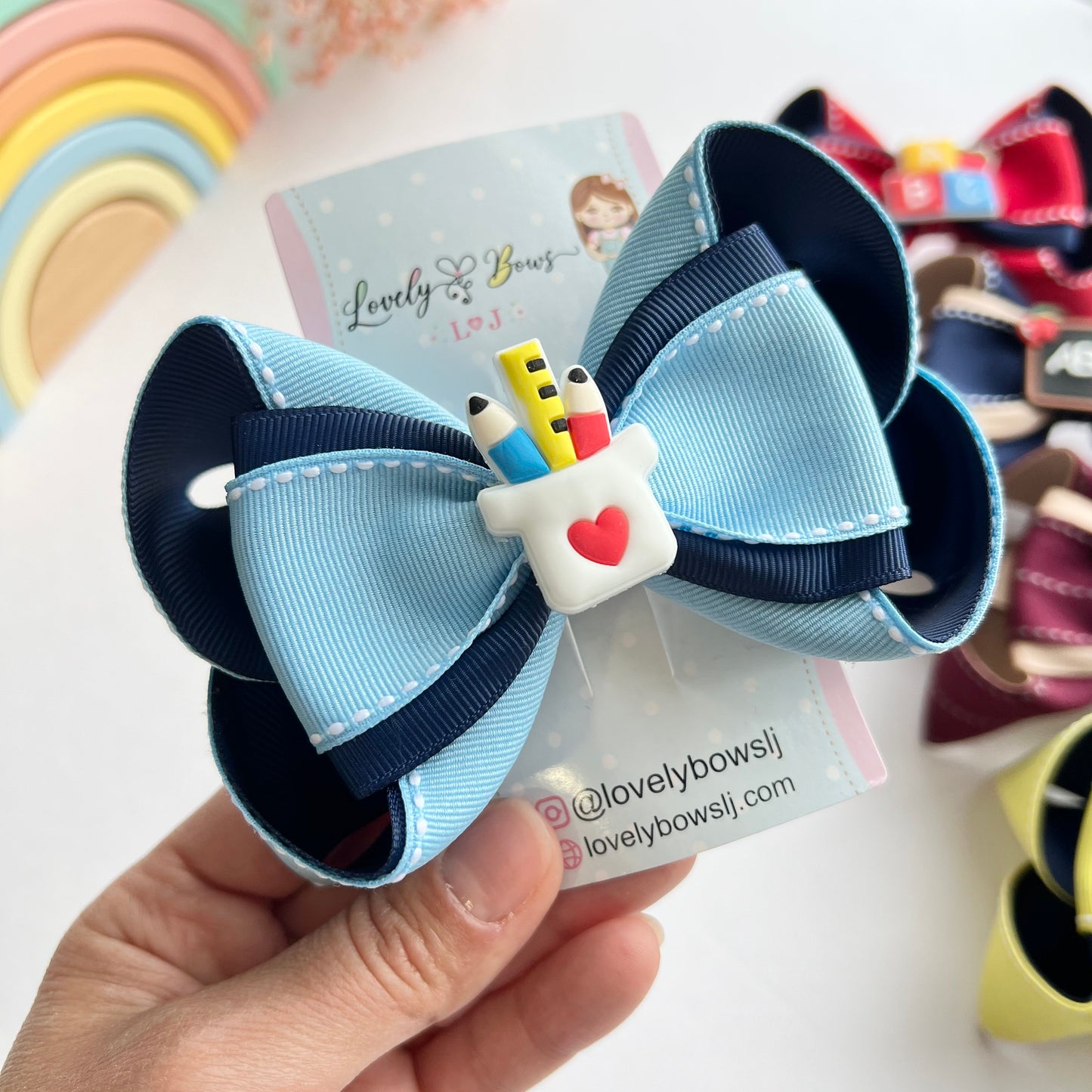 Hair bow school