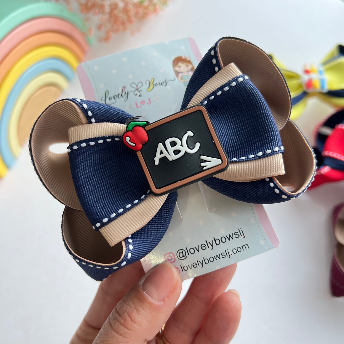 Hair bow school