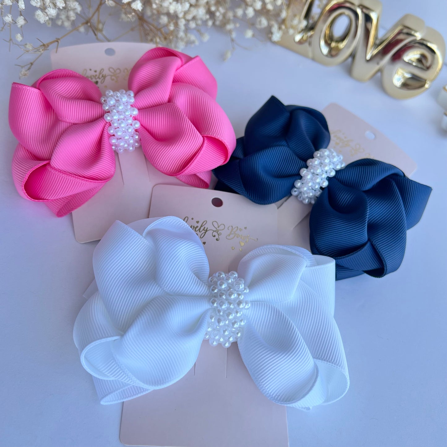 Bow love pearl