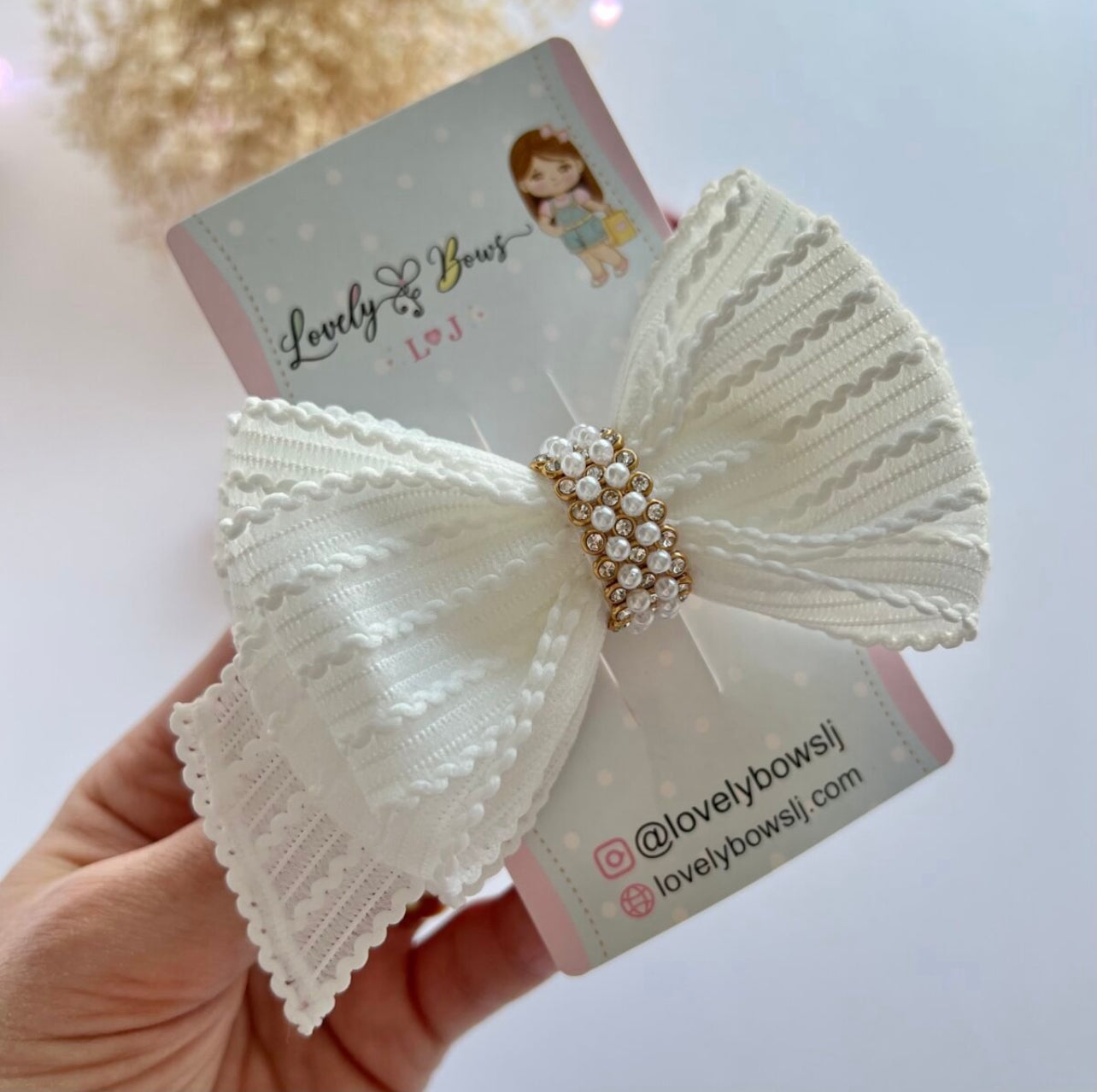 Sophia bow