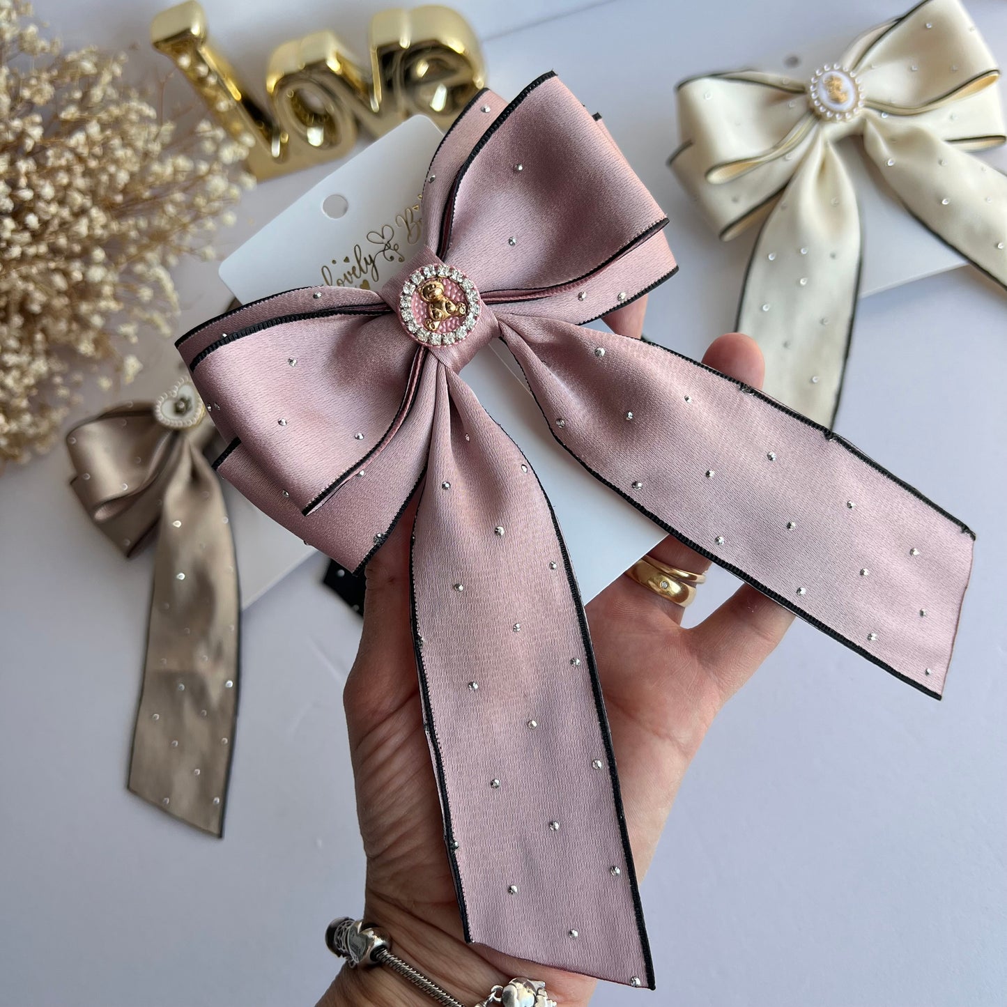 Fashion Bow