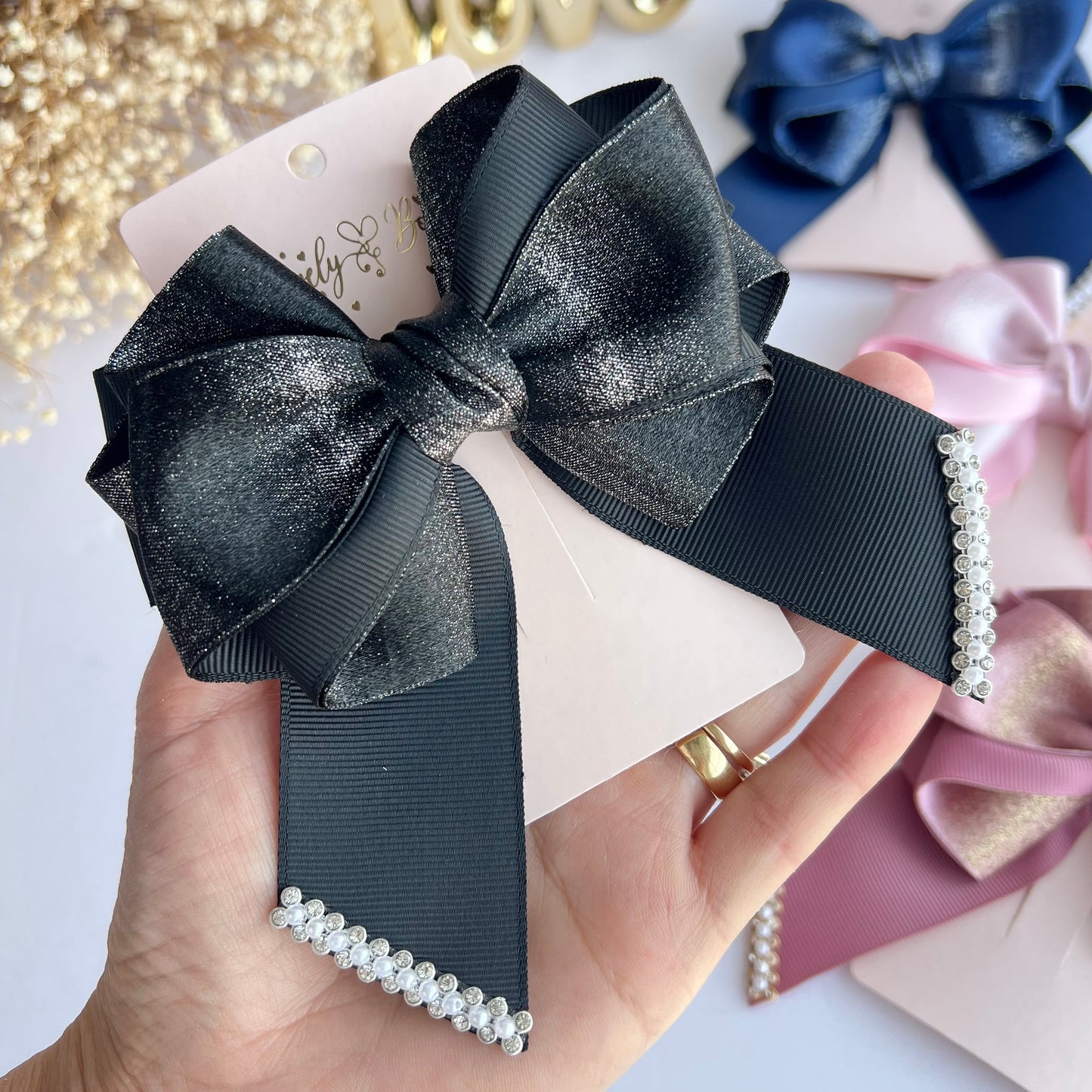 Stella bows