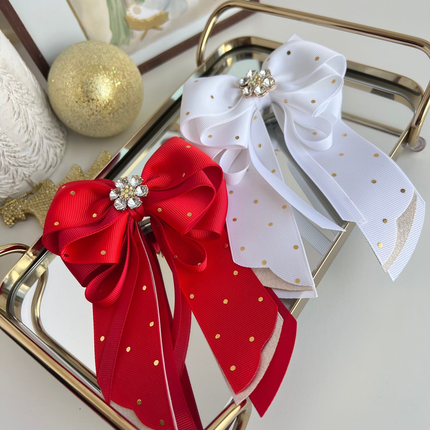 Holiday hair bows