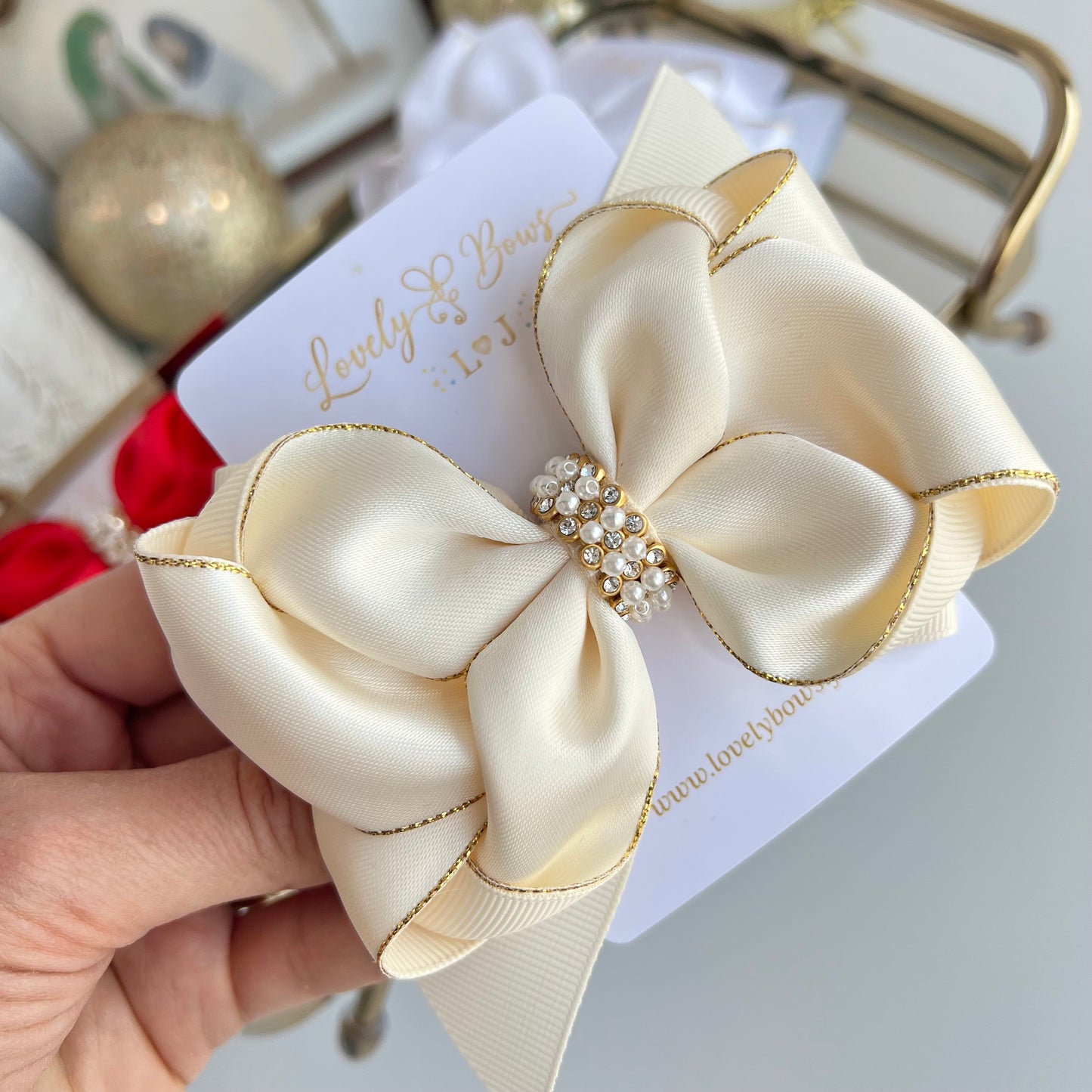 Sarum holiday hair bows