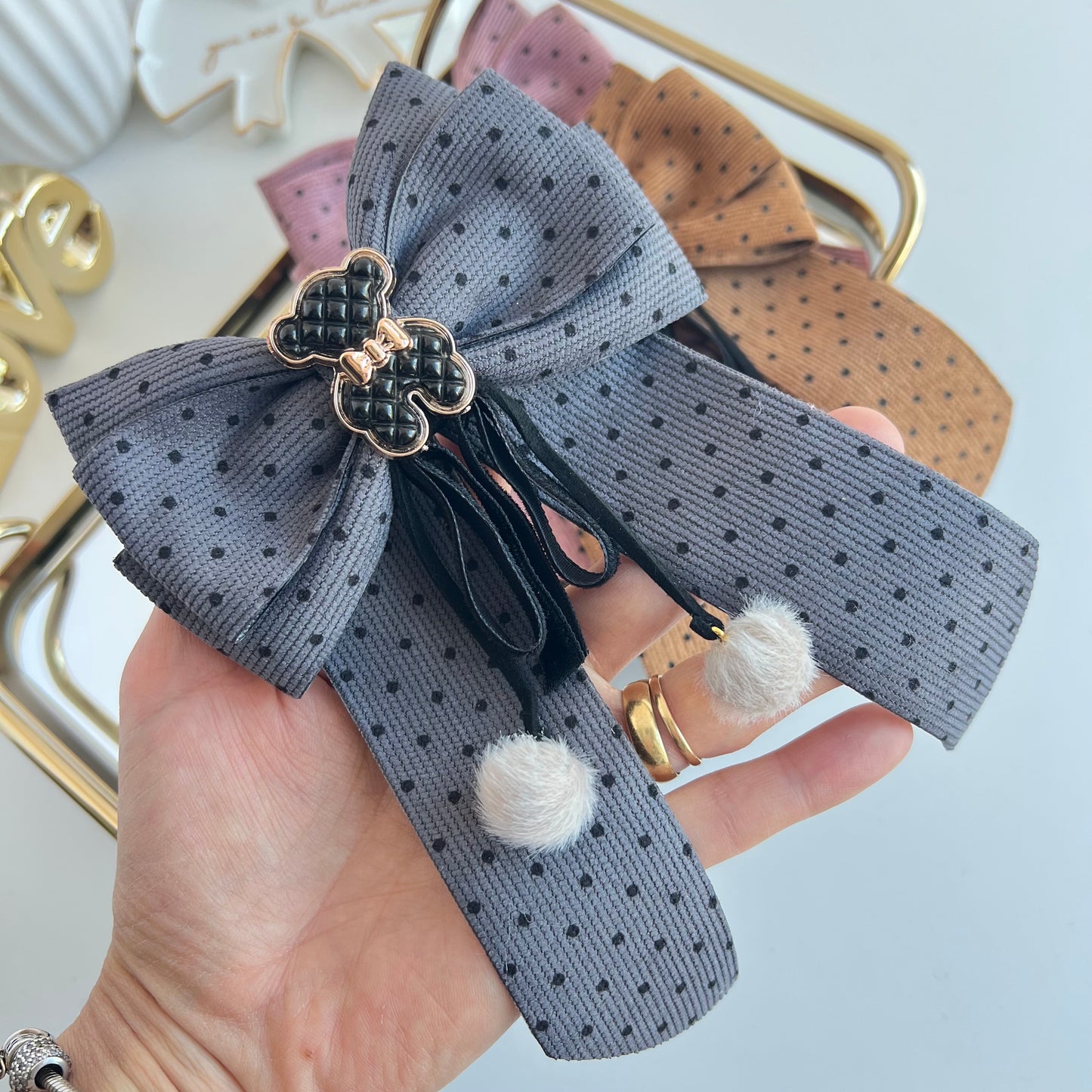 Hair bows Polk dots