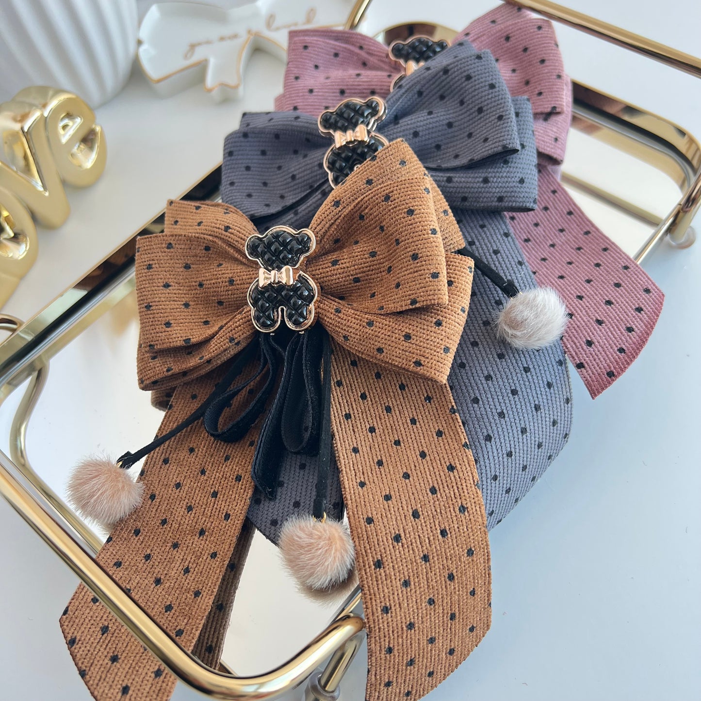 Hair bows Polk dots