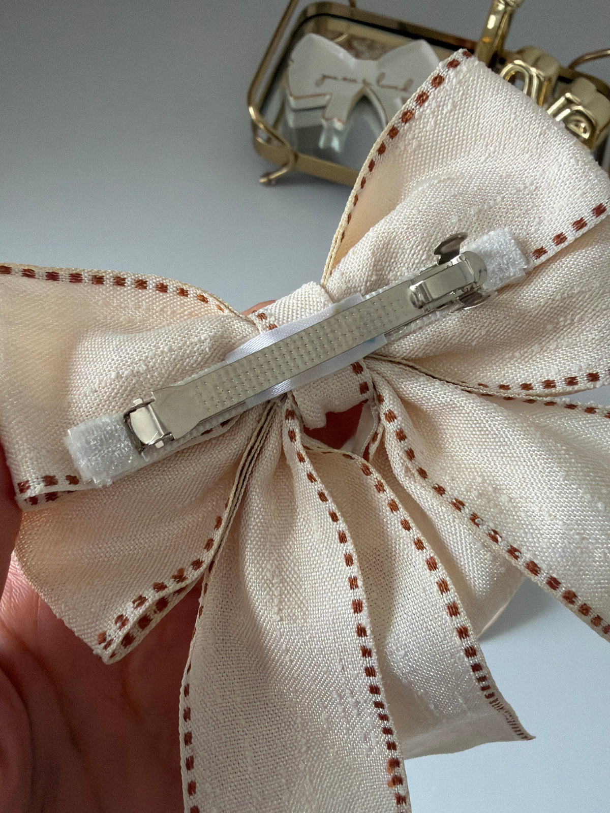 Bear love bows