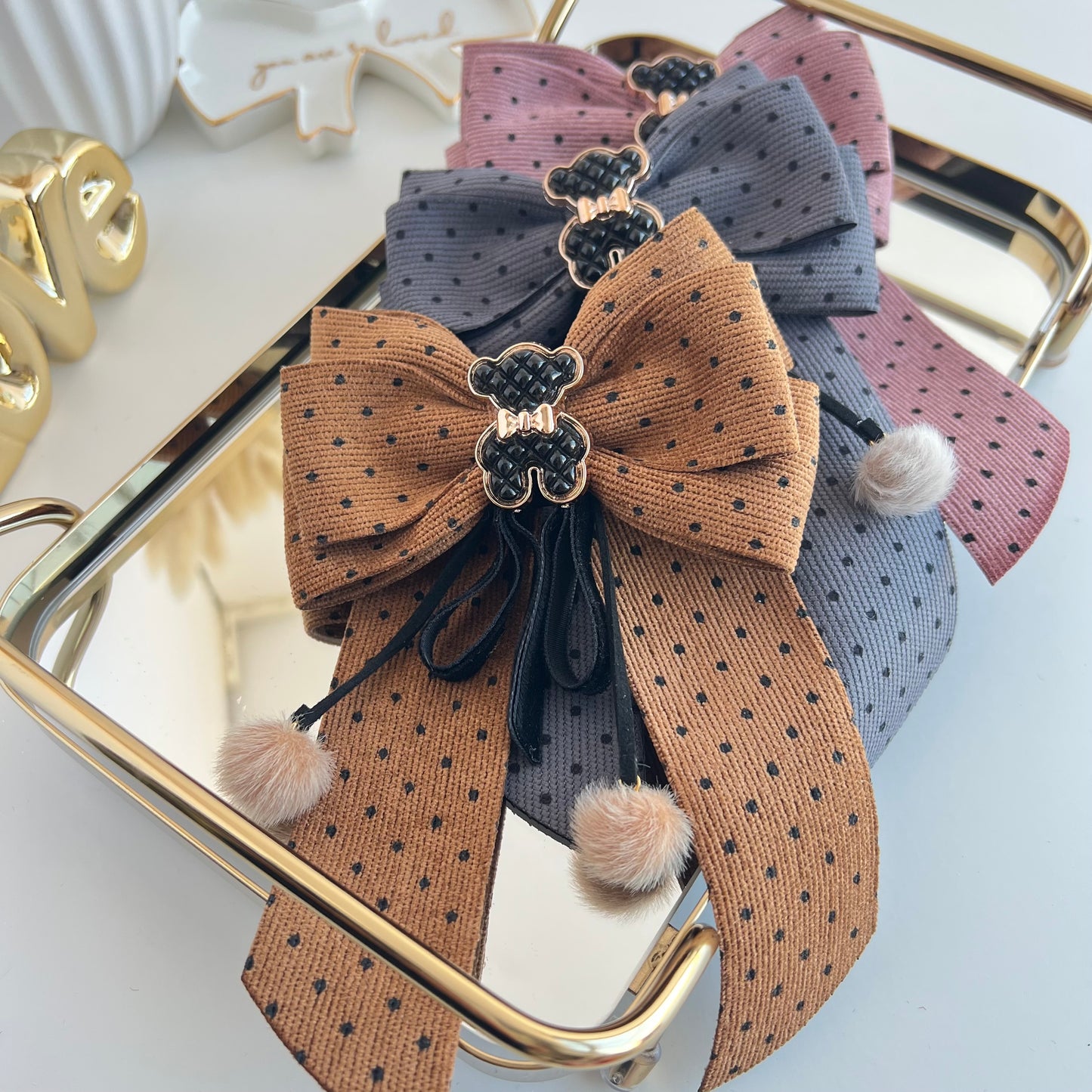 Hair bows Polk dots